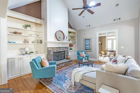 815 Windsor Place Cir SW, Grayson, GA 30017 photo 12