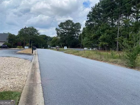 1026 E Freeway Dr SE, Conyers, GA 30094 photo 7