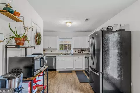 112 Potomac Dr, Jackson, GA 30233 photo 8