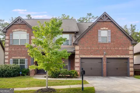 8026 Stillmist Dr, Fairburn, GA 30213
