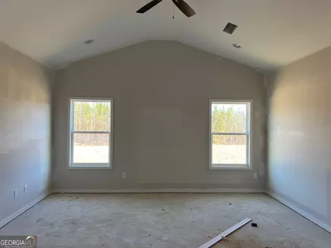 Bedroom - 533 Silver Dollar Rd, Barnesville, GA 30204 photo 1 of 16