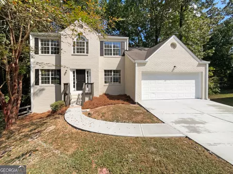 1002 Walnut Trce, Lithonia, GA 30058