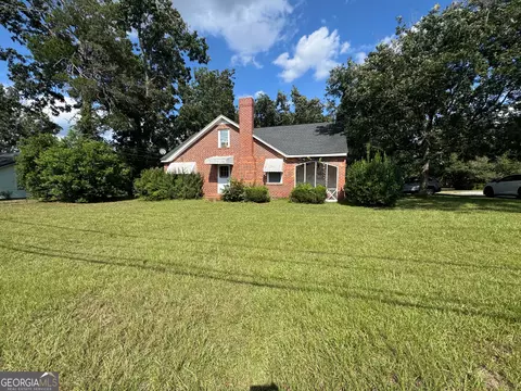 116 Asbell St, Irwinton, GA 31042
