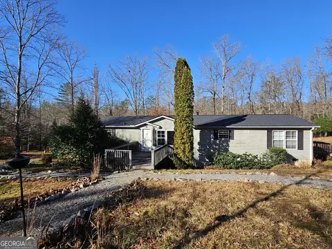 262 Oak View Trl, Cleveland, GA 30528