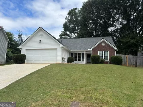 946 Martin Heights Dr, Lawrenceville, GA 30044