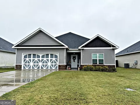 905 Adirondac Way, Bonaire, GA 31005