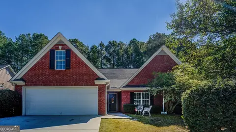 671 Towering Pine Trl, Lawrenceville, GA 30045