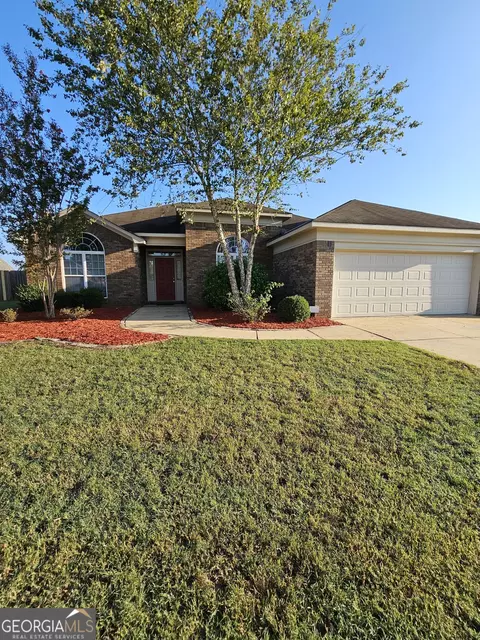 9173 Garrett Lake Dr, Midland, GA 31820