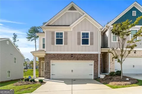 7497 Knoll Hollow Rd, Lithonia, GA 30058
