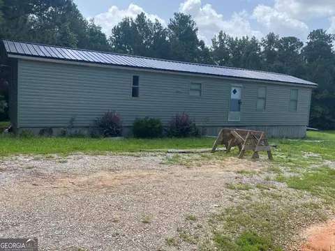 247 Highway 323, Maysville, GA 30558