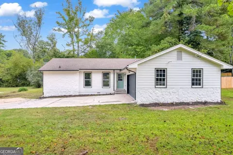 1105 Basswood Ct, Riverdale, GA 30296