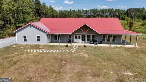 1975 Harmony Rd SE, Silver Creek, GA 30173