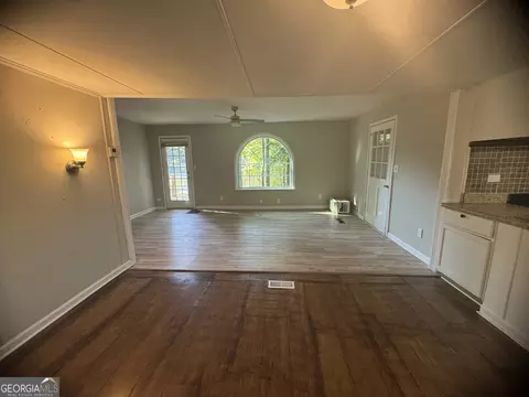 90 E James Cir, Hampton, GA 30228 photo 3