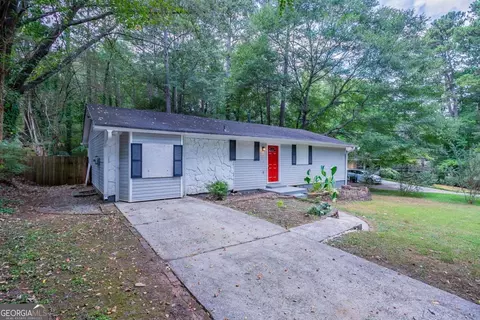 1619 Creekford Way, Stone Mountain, GA 30088