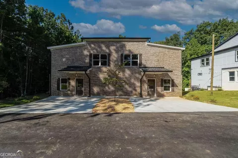 2395 Highpoint Rd, Snellville, GA 30078