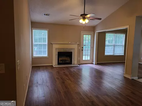 463 Valley Trce, Winder, GA 30680 photo 3