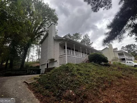 1725 Quinn Berry Ct, Douglasville, GA 30135