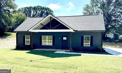 782 Coleman St, Heflin, AL 36264