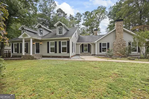 200 Regal Dr, Lawrenceville, GA 30046