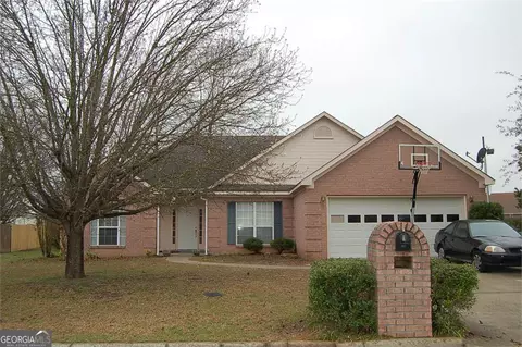 510 Pebblebrook W, Warner Robins, GA 31088