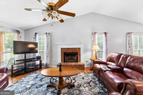 85 Pine Tree Dr, Mcdonough, GA 30252 photo 10