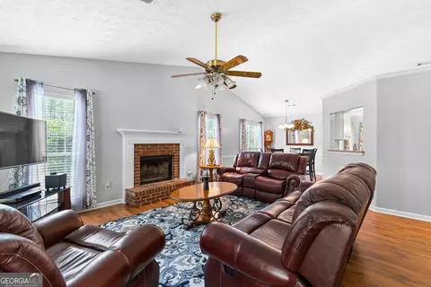 85 Pine Tree Dr, Mcdonough, GA 30252 photo 9