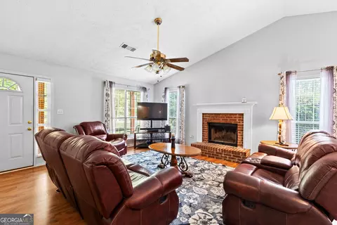 85 Pine Tree Dr, Mcdonough, GA 30252 photo 12