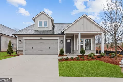 226 Strawberry Ln, Woodstock, GA 30189