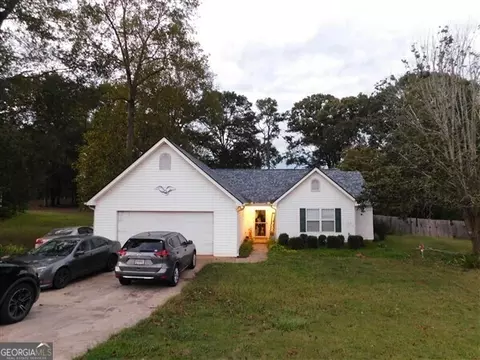 147 Edgefield Dr, Commerce, GA 30530