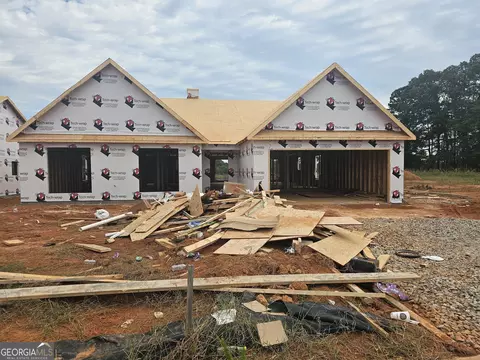 156 Lake Meadows Dr #50, Winder, GA 30680