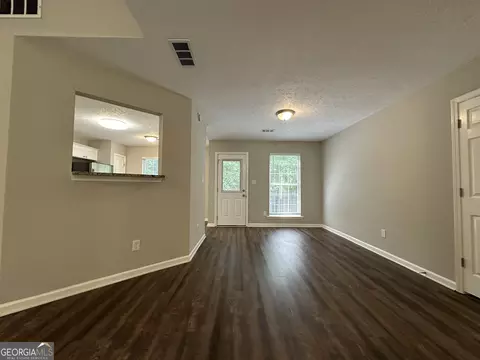 205 Parkman Trl, Covington, GA 30016 photo 3