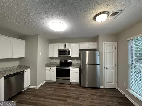 205 Parkman Trl, Covington, GA 30016 photo 6