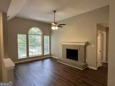 205 Parkman Trl, Covington, GA 30016 photo 2
