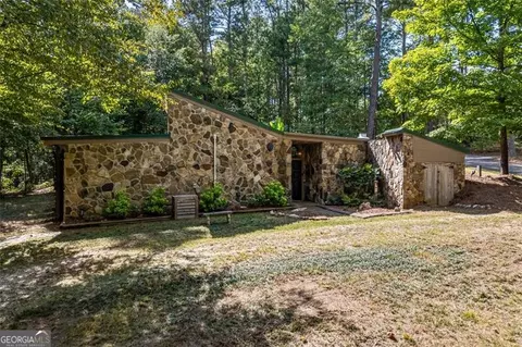 2862 Tree Top Rd, Dacula, GA 30019 photo 2