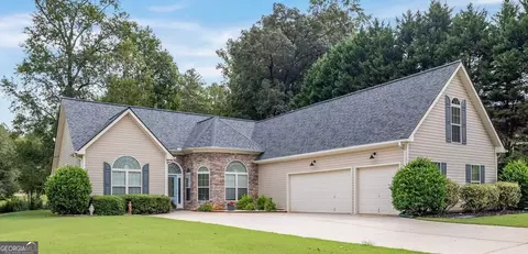 93 Liberty Dr, Jefferson, GA 30549