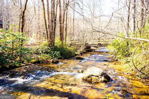 2 Stanley Creek Road, Blue Ridge, GA 30513