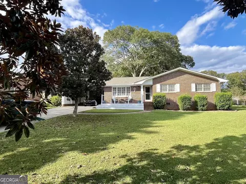 115 Woodmont Dr, Griffin, GA 30224
