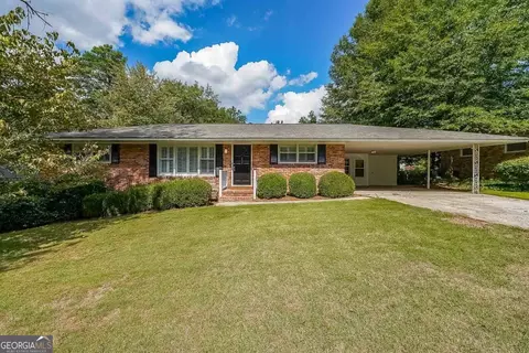 298 Robin Ln SE, Marietta, GA 30067