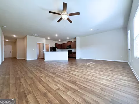 857 Independence Ave, Pendergrass, GA 30567 photo 3