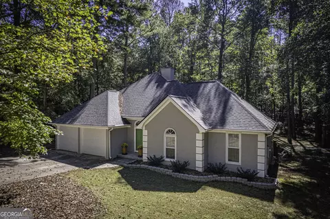 55 Florence Dr, Newnan, GA 30263