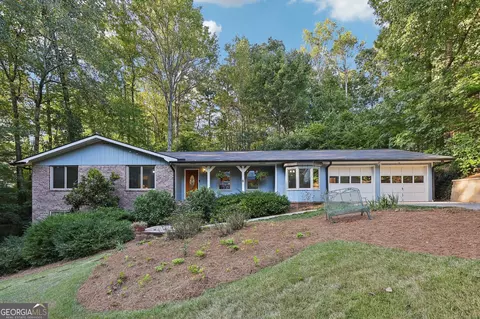 5203 Tall Oak Dr, Marietta, GA 30068