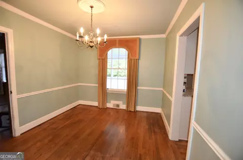710 Piney Woods Dr, Lagrange, GA 30240 photo 9
