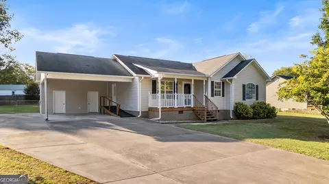 136 Briarwood Cir, Summerville, GA 30747