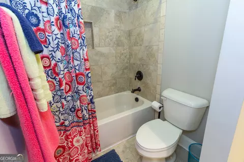 Bath - 179 Huckaby Rd, Brooks, GA 30205 photo 11 of 13