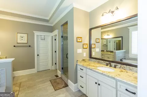Bath - 179 Huckaby Rd, Brooks, GA 30205 photo 2 of 13