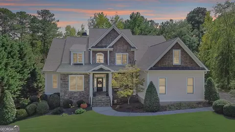 165 Homestead Cir, Forsyth, GA 31029