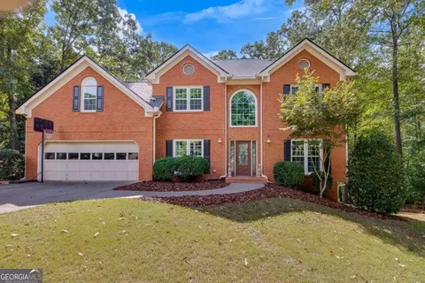 178 Colonial Dr, Woodstock, GA 30189