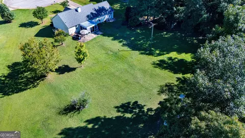 131 Twelve Oaks Dr, Lagrange, GA 30241 photo 4