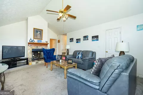 131 Twelve Oaks Dr, Lagrange, GA 30241 photo 7
