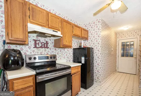 131 Twelve Oaks Dr, Lagrange, GA 30241 photo 9